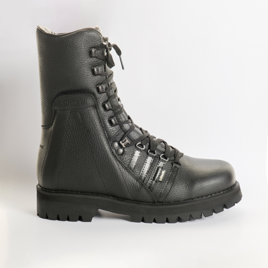 Rocky Hoch unterst&#252;tzt Therapie bei akuten und chronischen Verletzungen am Sprunggelenk. Strapazierf&#228;higer Arbeits-Stabilschuh mit extra hohem Schaft