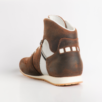 Style Protect b&#252;ffelbraun sch&#252;tzt das instabile Sprunggelenk vor Umknicken und unterst&#252;tz bei unsicherem Gang. Sneaker mit Umknickschutz