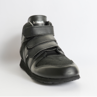 Country Protect Max sch&#252;tzt das instabile Sprunggelenk vor Umknicken und unterst&#252;tz bei unsicherem Gang. Schuh mit Klettverschluss und Umknickschutz.