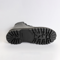 Rocky unterst&#252;tzt Therapie und Rehabilitation bei akuten und chronischen Verletzungen am Sprunggelenk. Strapazierf&#228;higer Arbeits-Stabilschuh