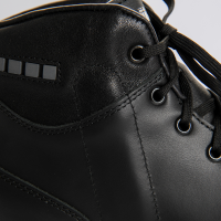 City Protect sch&#252;tzt das instabile Sprunggelenk vor Umknicken und unterst&#252;tz bei unsicherem Gang. Businessschuh mit Umknickschutz.