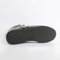 Ortho Klett unterst&#252;tzt Therapie und Rehabilitation bei akuten und chronischen Verletzungen am Sprunggelenk. Stabilschuh mit Klettverschl&#252;ssen