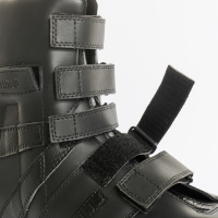 Ortho Klett unterst&#252;tzt Therapie und Rehabilitation bei akuten und chronischen Verletzungen am Sprunggelenk. Stabilschuh mit Klettverschl&#252;ssen