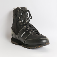 Ortho Eskimo unterst&#252;tzt Therapie und Rehabilitation bei akuten und chronischen Verletzungen am Sprunggelenk. Thermogef&#252;tterter Stabilschuh mit rutschfester Profilsohle