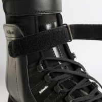 Ortho Rehab 3 unterst&#252;tzt Therapie und Rehabilitation bei akuten und chronischen Verletzungen am Sprunggelenk. Stabilschuh, seitlich zus&#228;tzlich verst&#228;rkt mit Klettverschluss