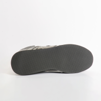 Ortho Standard unterst&#252;tzt Therapie und Rehabilitation bei akuten und chronischen Verletzungen am Sprunggelenk. Schwarzer Stabilschuh mit seitlichen Stabilisatoren 