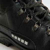 Safe2P sch&#252;tzt das instabile Sprunggelenk vor Umknicken und unterst&#252;tz bei unsicherem Gang. Zertifizierter Arbeitsschuh mit Umknickschutz.