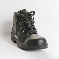 Safe2P sch&#252;tzt das instabile Sprunggelenk vor Umknicken und unterst&#252;tz bei unsicherem Gang. Zertifizierter Arbeitsschuh mit Umknickschutz.